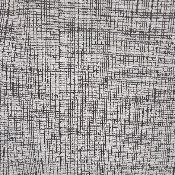 Tahari Monochrome Sleeveless Midi Dress - Picture 3 of 4